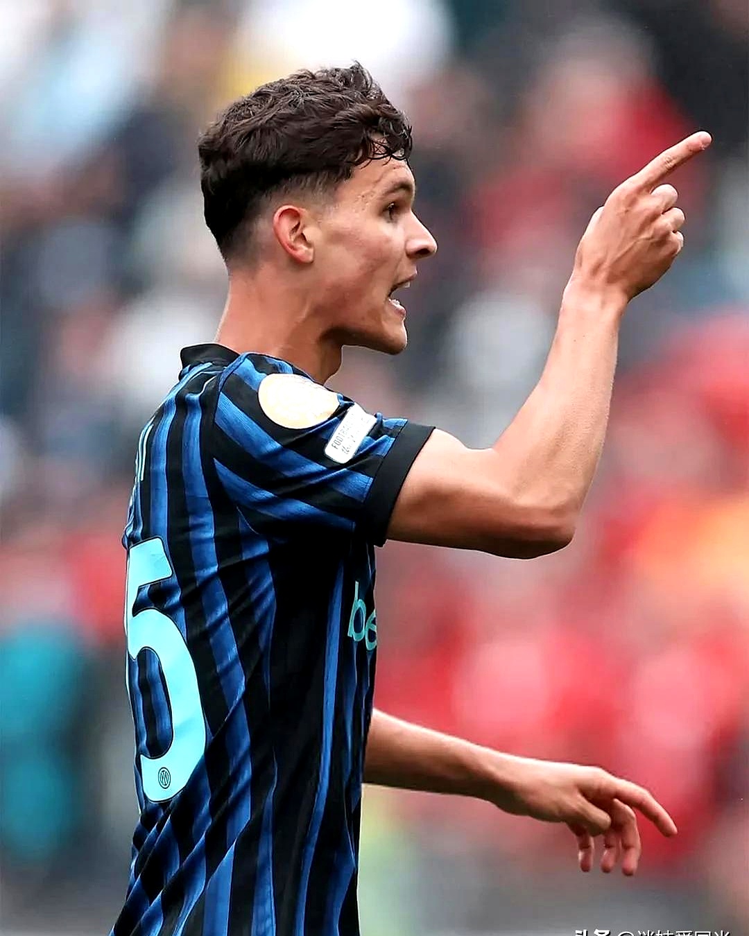 易游官方网站 -国际米兰迎欧联关键赛，今夜复出首秀，气氛紧张，阵容厚度经受考验 