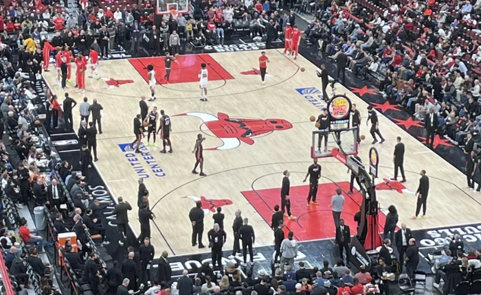 易游app下载 -离谱！武汉三镇围绕中超止住颓势Uzi在法国队比赛中刷新纪录，芝加哥公牛造点机会备战英超的简单介绍